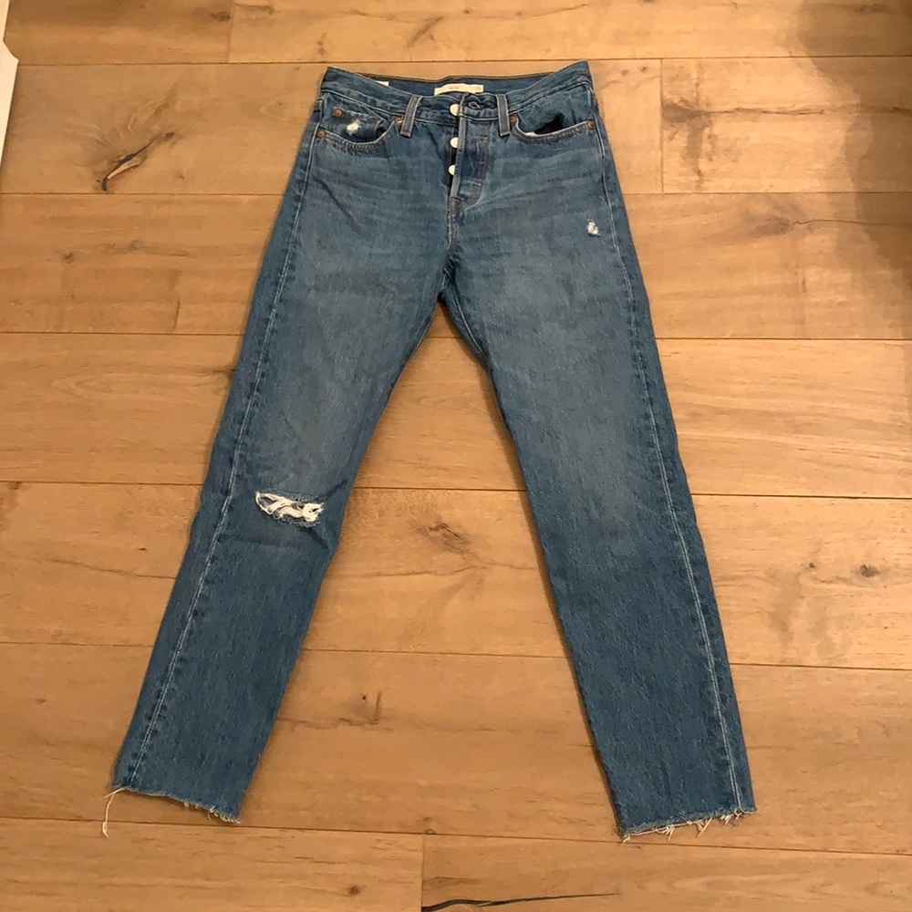 Levi’s wedgie jeans!!